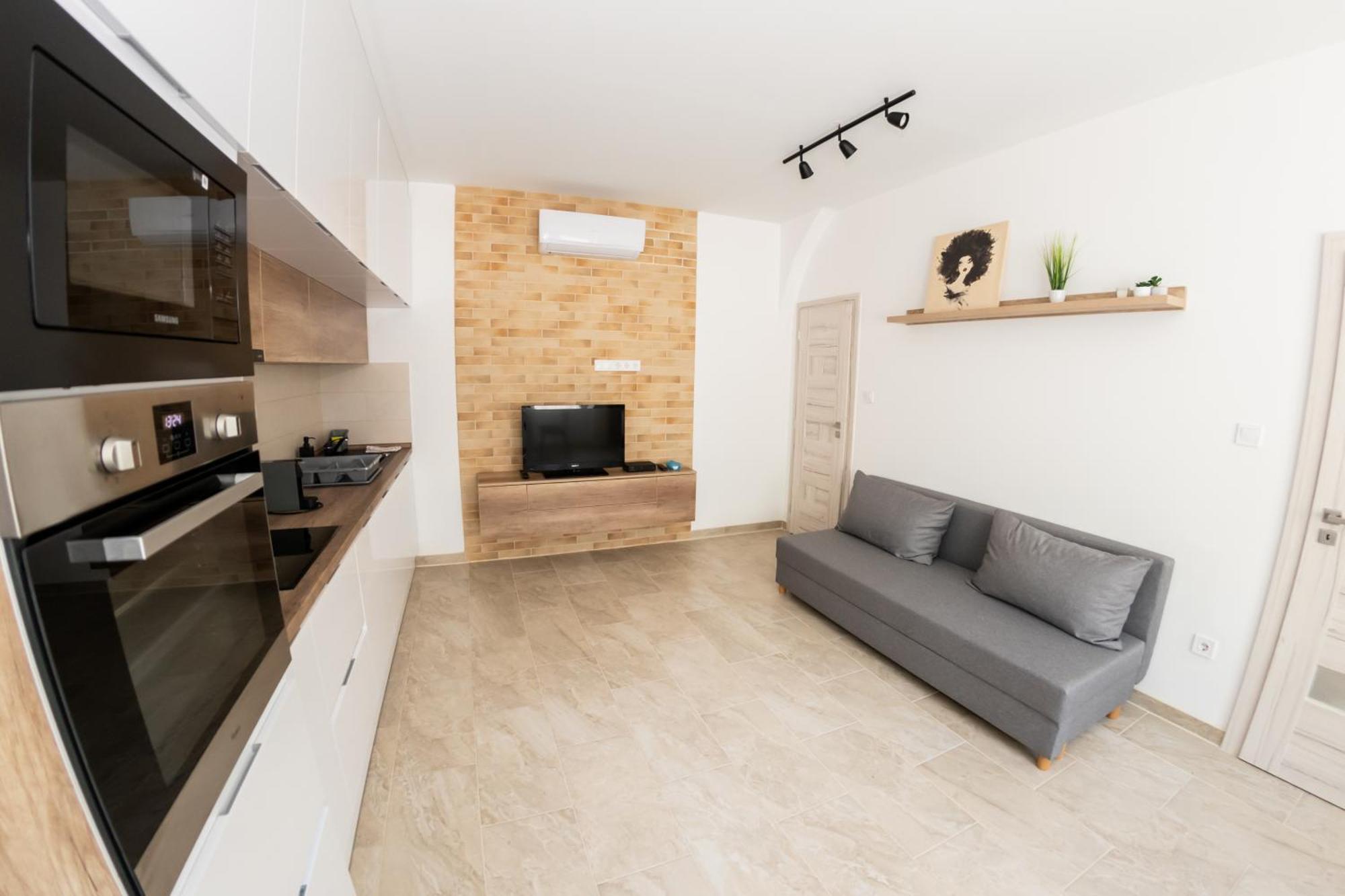 Winestone Corner Apartment Debrecen Eksteriør billede